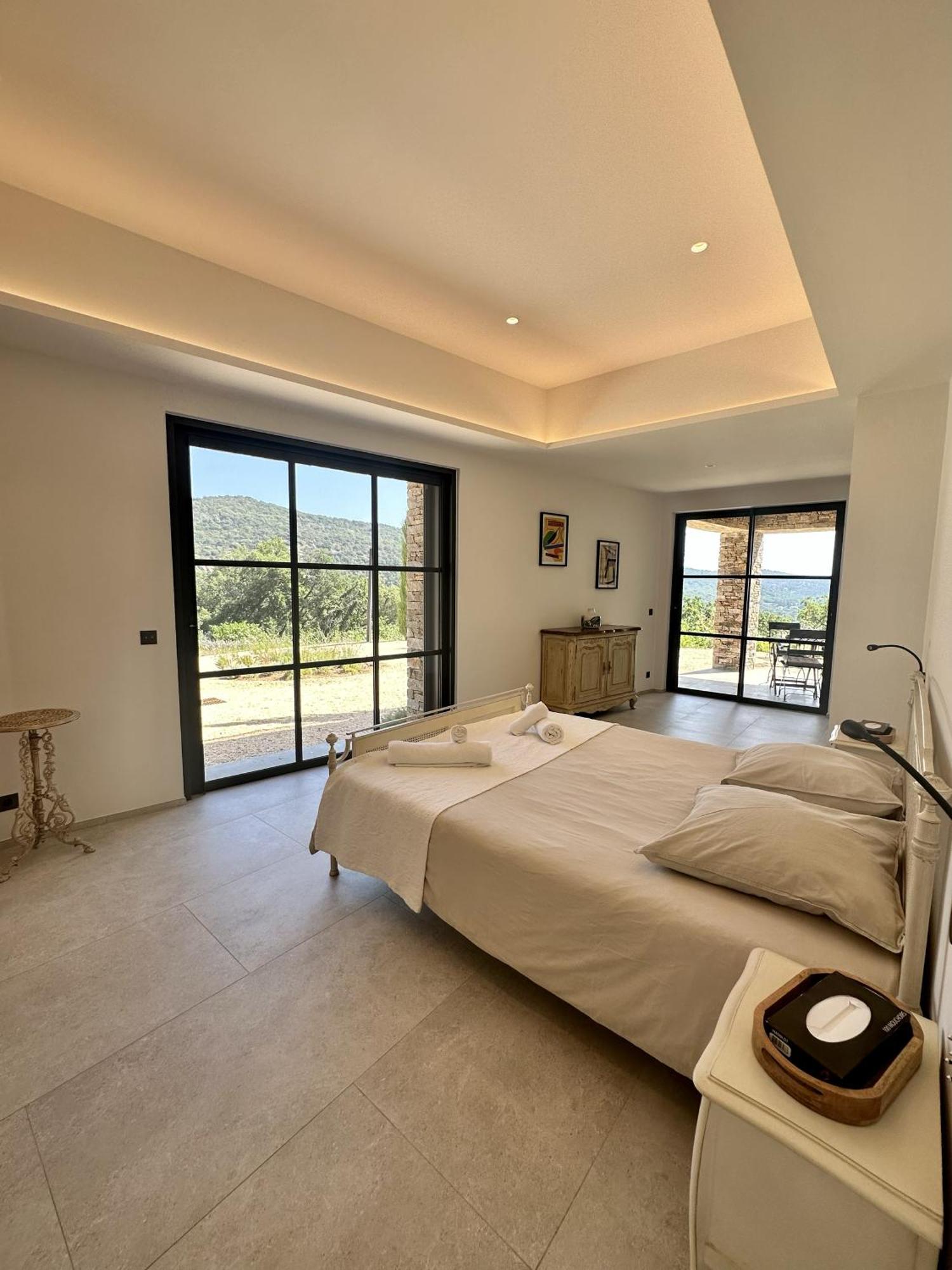 Le Mas Saint Michel Grimaud Bed & Breakfast Eksteriør bilde